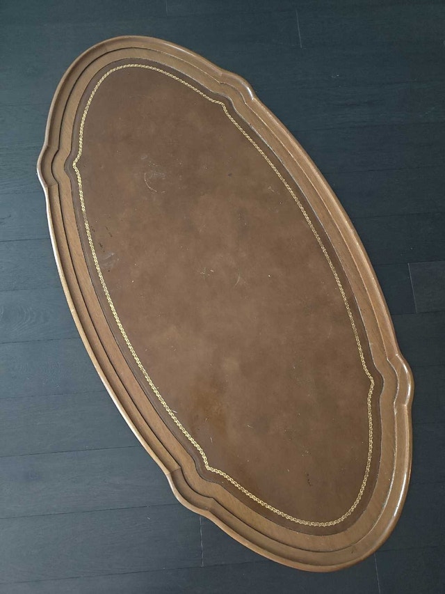Antique Baetz Brother French Provincial Oval Coffee Table - photo 5