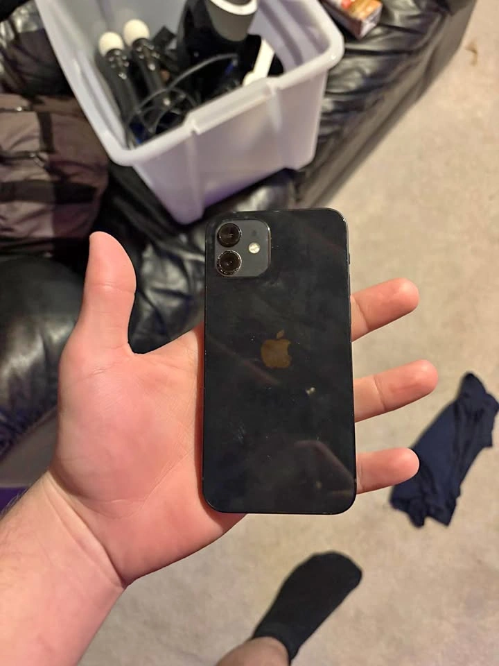 iPhone 12
