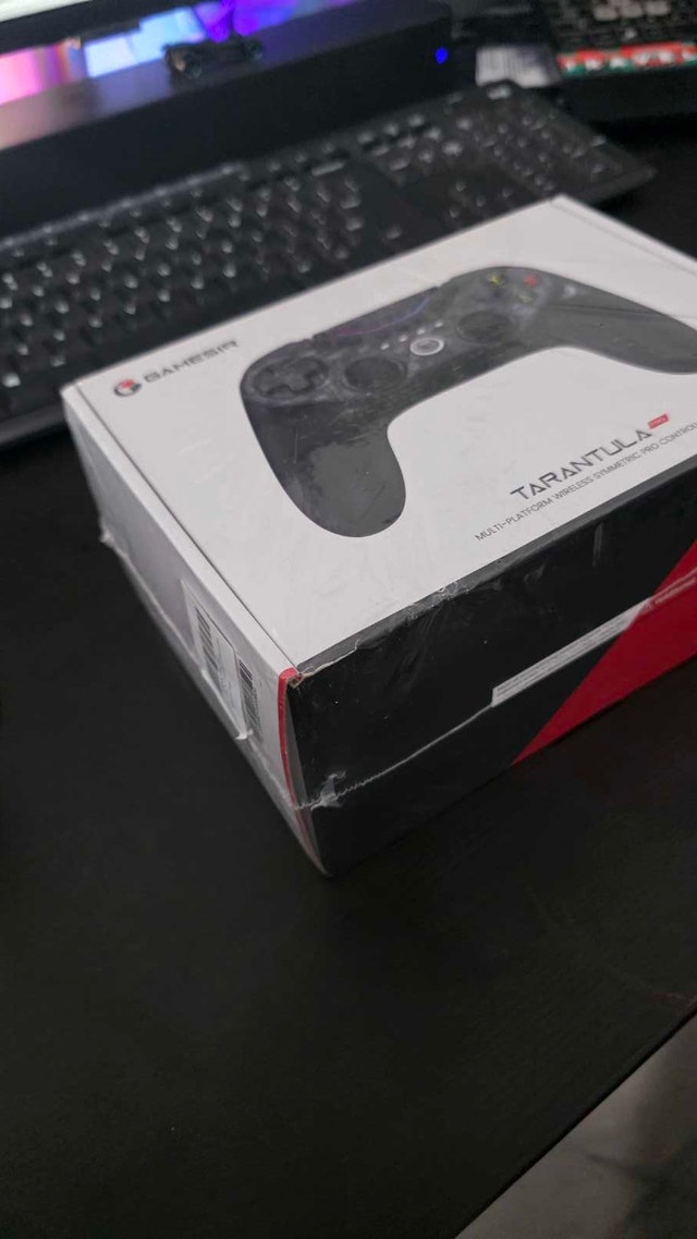 GameSir Tarantula Pro Wireless PC Controller (New) - photo 2