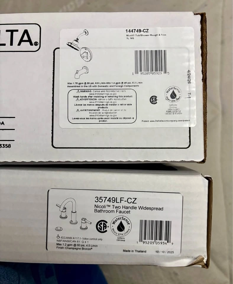 Delta Nicoli 14 Series Shower & Sink Faucet Set - Champagne Bron