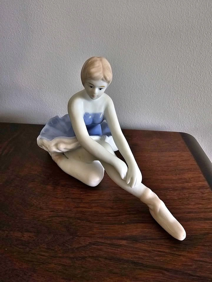 Vintage ballerina figurine