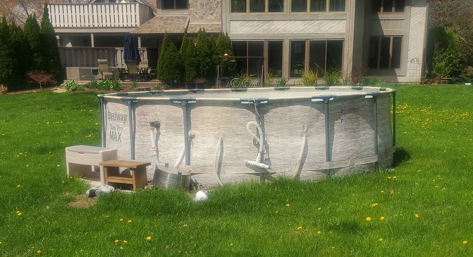 16' Bestway Swimming Pool with Sand Filter - photo 2