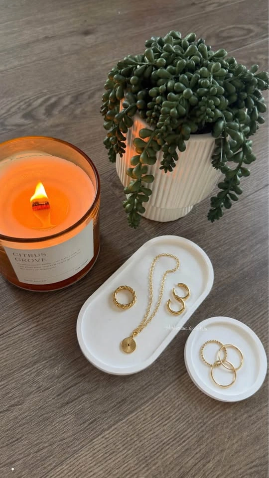 Handmade Minimalist Trinket Tray Set – Matte White Ceramic Style - photo 2