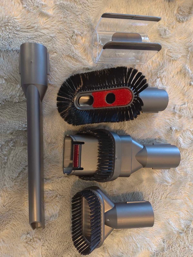 Dyson V8 Cyclone  Vacuum Attachments Set - All New - photo 5