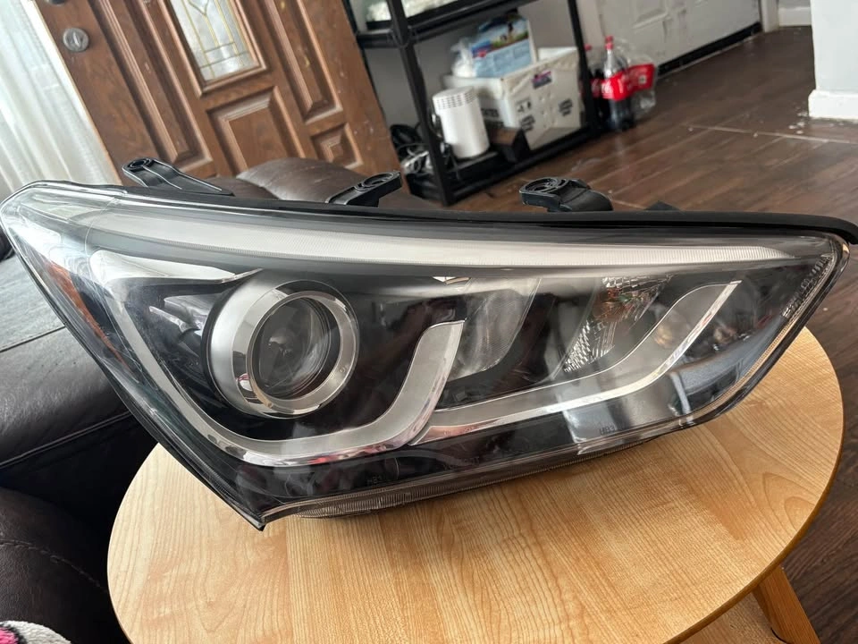 TYC Passenger Headlight for 2017-2018 Hyundai Santa Fe Sport - photo 2