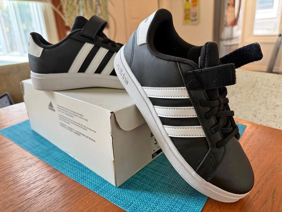 Kids Adidas Grand Court 2.0 Shoes - Size 3 Big Kids