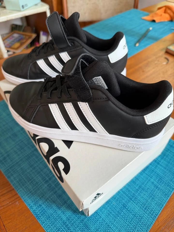 Kids Adidas Grand Court 2.0 Shoes - Size 3 Big Kids - photo 2