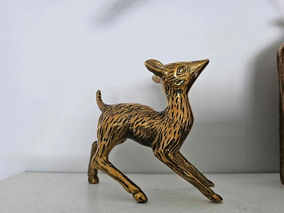 Small brass deer figurine - photo 2