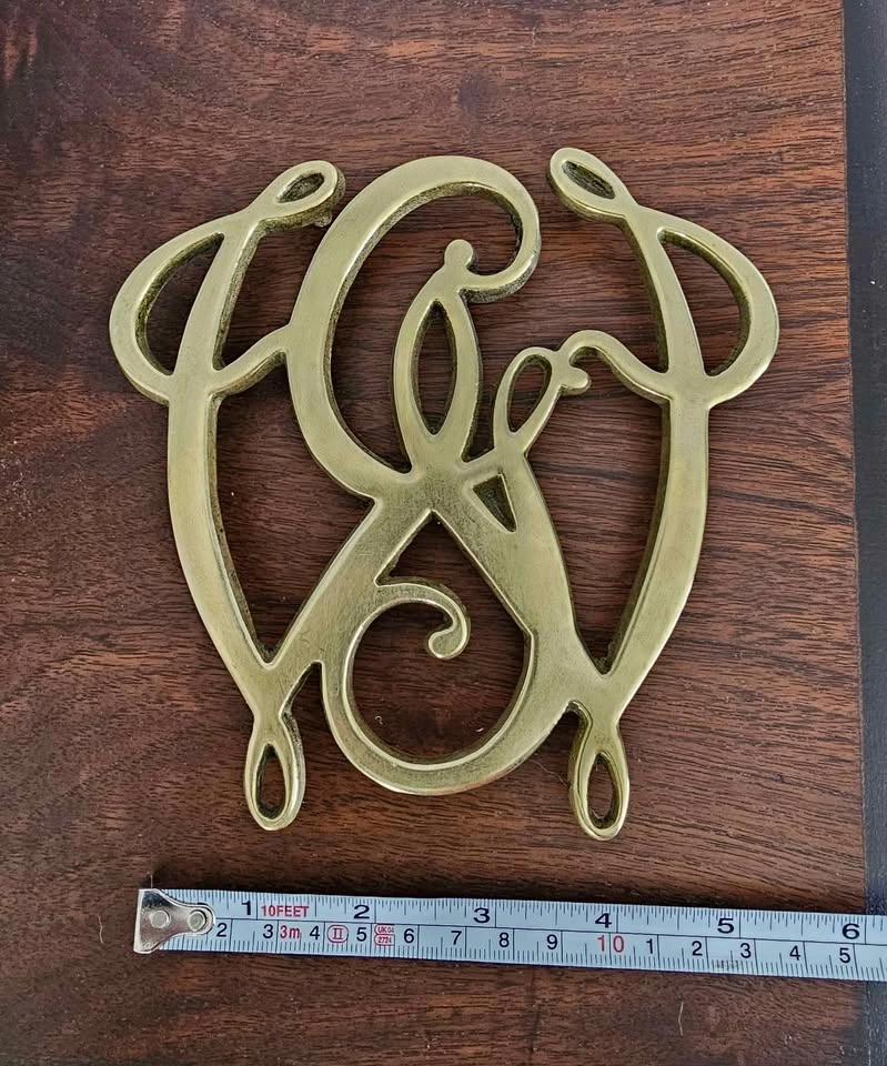 Vintage Solid Brass Washington Cypher Trivet - photo 3