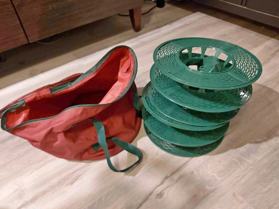 Christmas lights storage