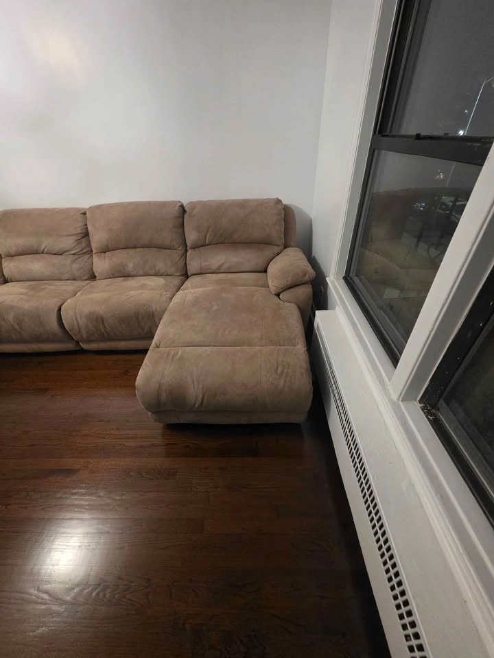 7 Piece Modular Reclining Sectional Sofa with Chaise - photo 2