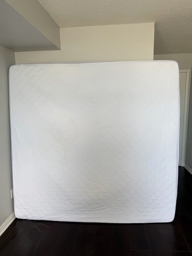 King size, 8” extra firm Alice mattress - photo 2