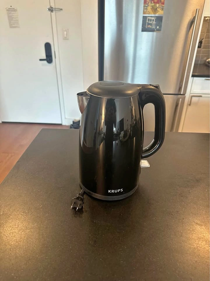 KRUPS Black Electric Kettle 1.7L