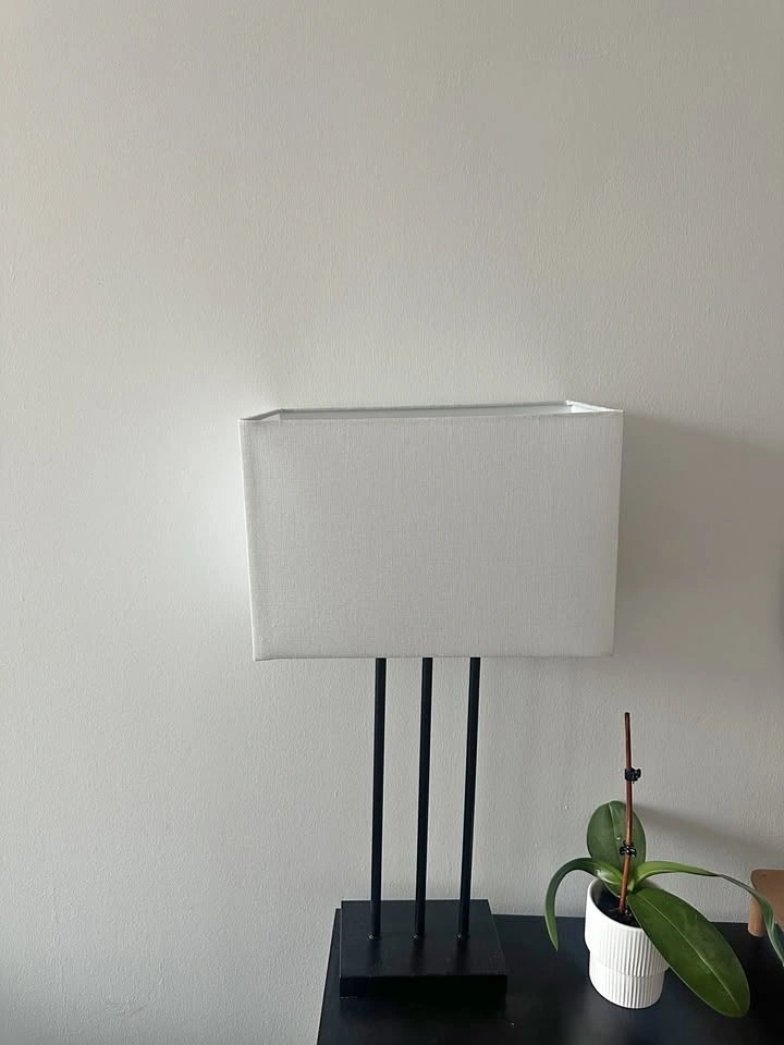 Black and White Table Lamp