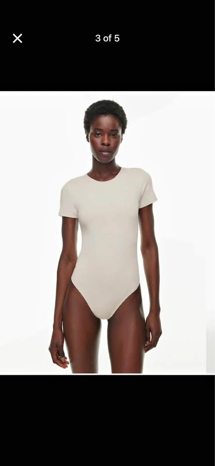 Aritzia Contour Bodysuit XS Light Beige