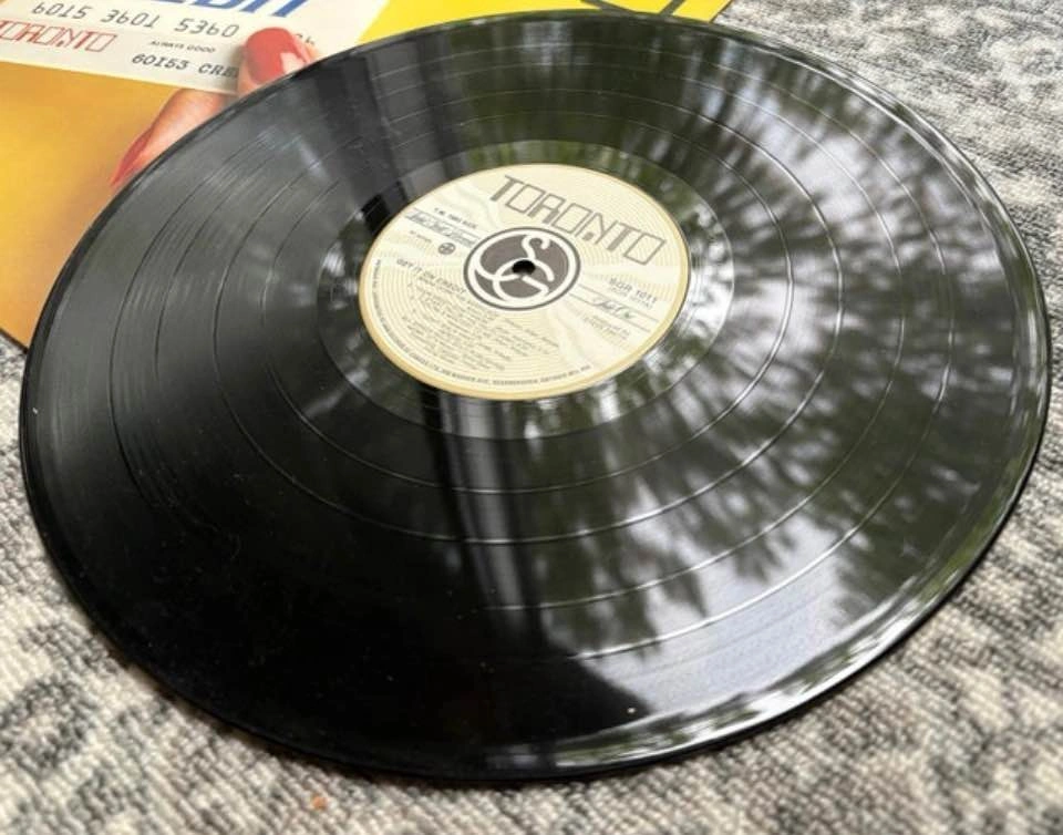 Get it on credit Vinyl LP TORONTO 1982 - photo 4
