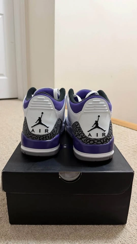 Air Jordan 3 Retro "Dark Iris" – Size 9.5 – OG Box - photo 2