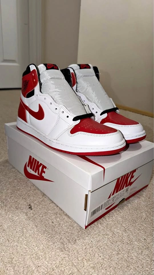 🔥 Air Jordan 1 Retro High OG “Heritage” – Size US 9.5 | DS | OG