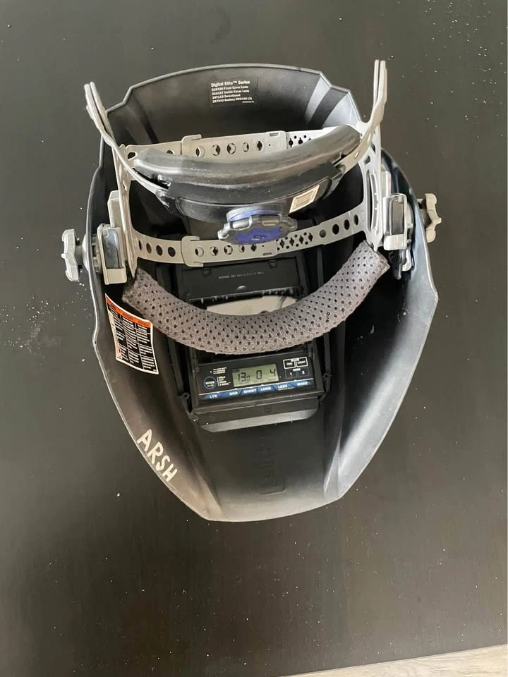 Miller Digital Elite Welding Helmet - photo 4