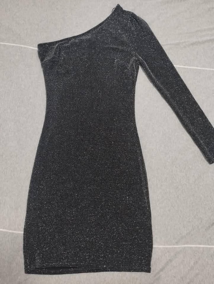 Elegant Black One-Sleeve Dress – Size S - photo 2