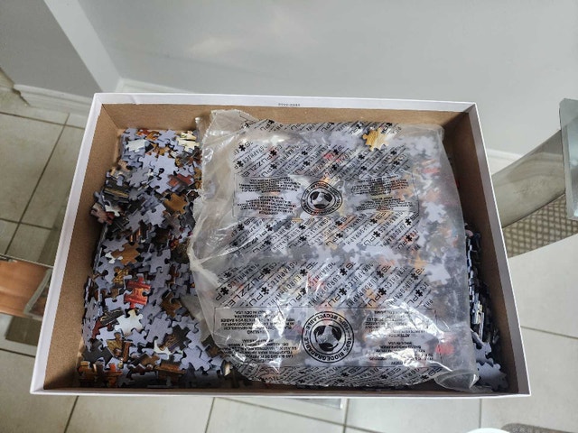 Cat Puzzle from Costco - photo 2