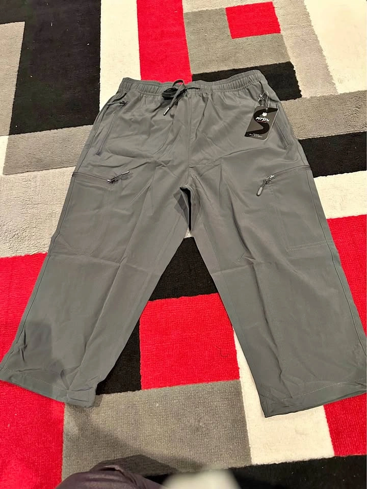 FITST4 Lightweight Cargo Capris / Hiking Pants – Size Small – Ne