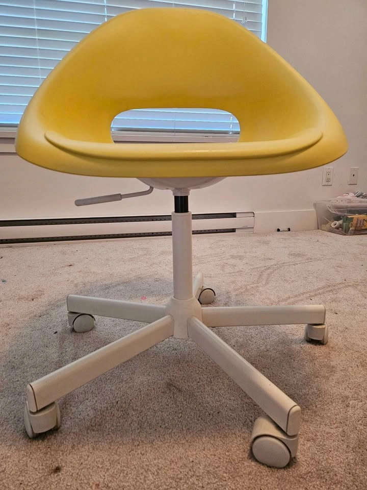 IKEA Swivel Chair 🌼 - photo 3