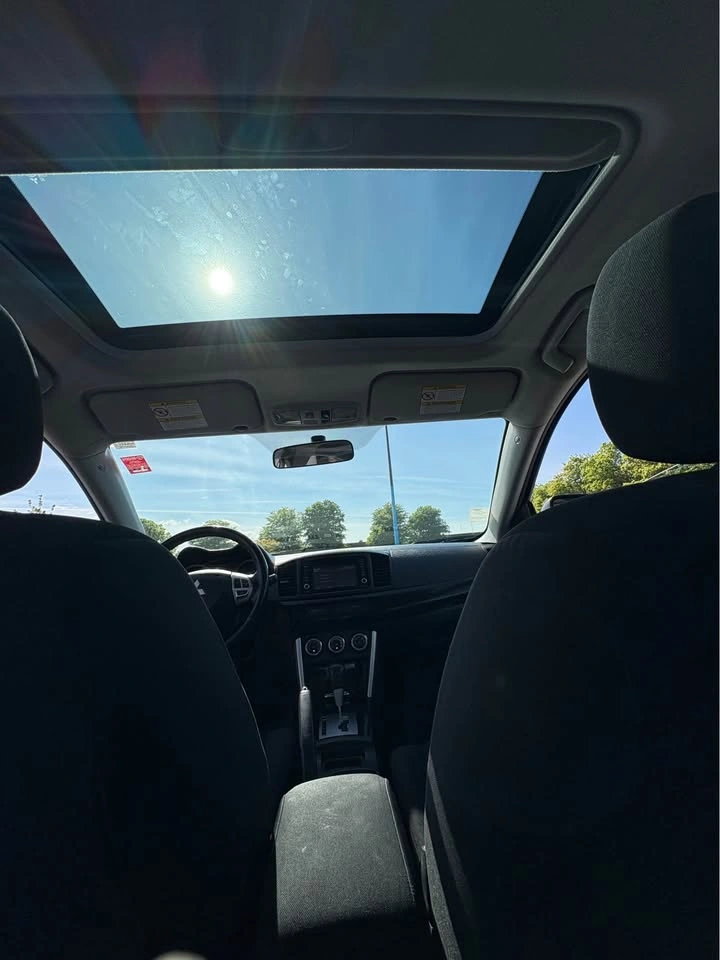 2017 Mitsubishi Lancer - photo 3