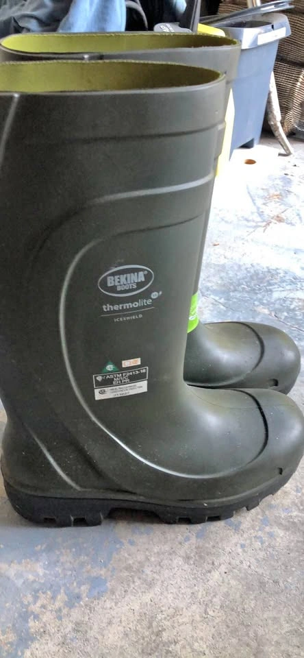 Bekina Thermolite Iceshield Boots Size 10