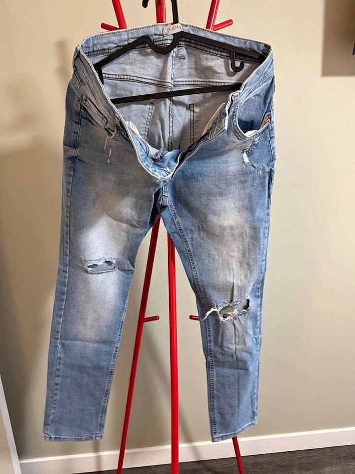 DF Jeans W34 L30 Distressed Light Wash