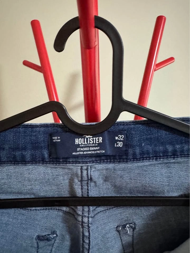 Hollister Stacked Skinny Ripped Jeans W32 L30 - photo 2
