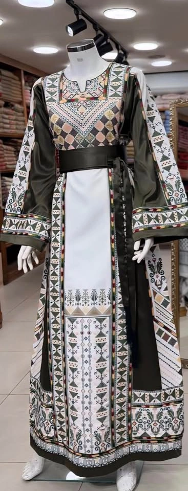 Traditional Embroidered Dress- Palestinian Thobe with Headpiece - photo 3