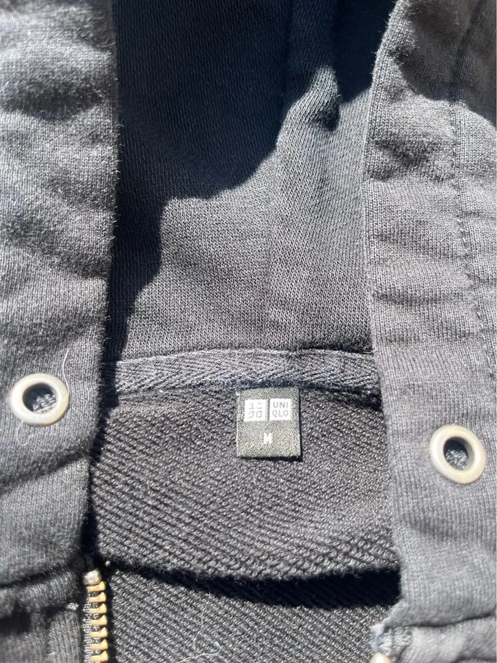 Black Uniqlo Men's Zip Up - photo 2