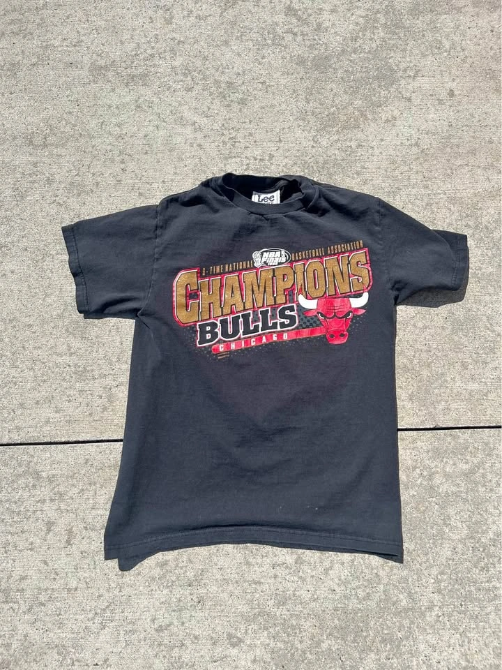 Vintage Chicago Bulls 1998 Championship Tee, Boys Large