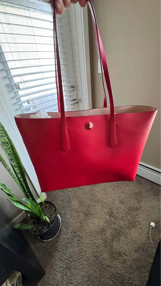 Closet downsizing, women’s handbags - photo 4