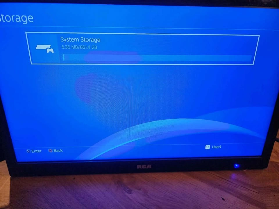 PS4 1TB Console with 2 Controllers and 5 Games - photo 4