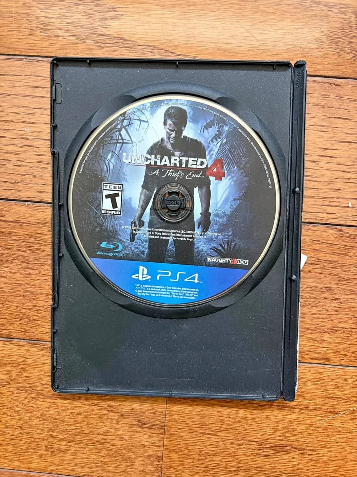 Uncharted 4 PS4