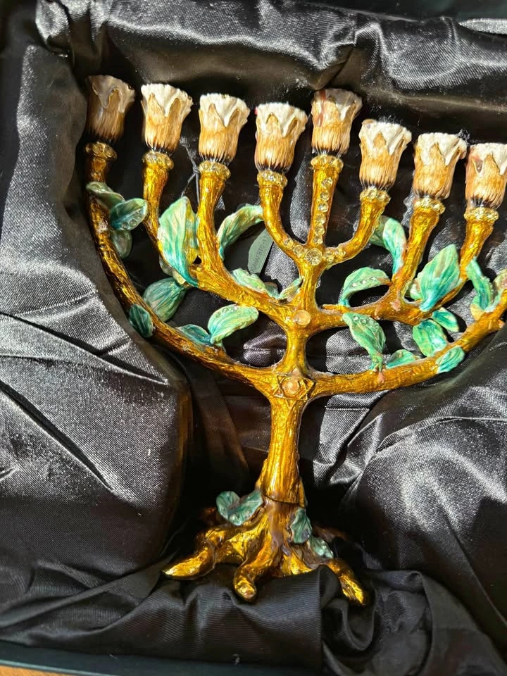 Matashi Crystal Menorah