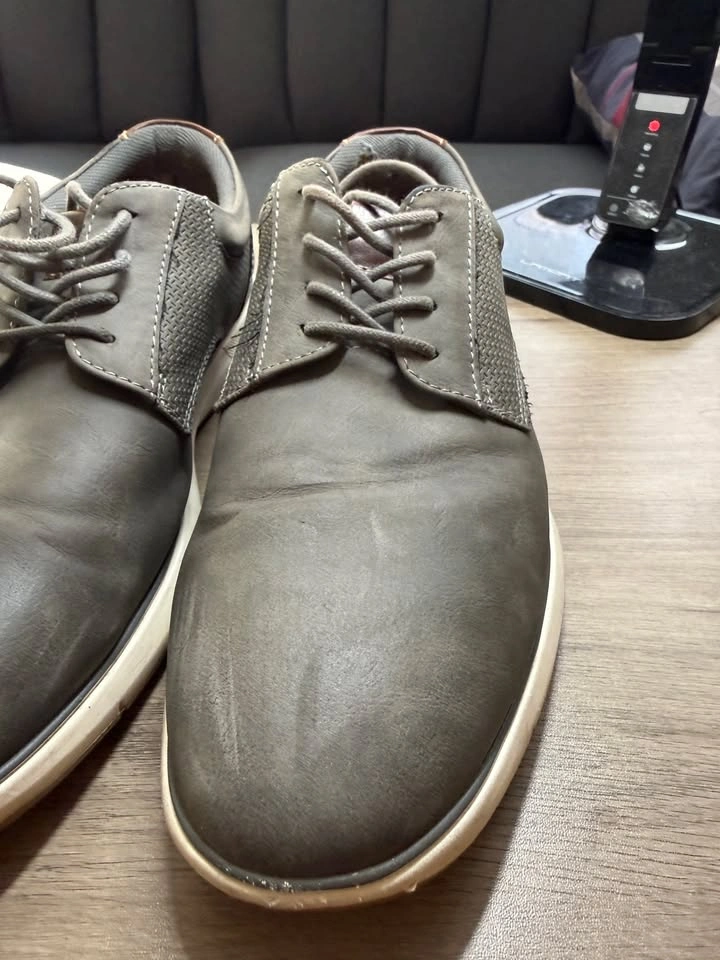Men's 9.5 Gray Shoes - photo 2