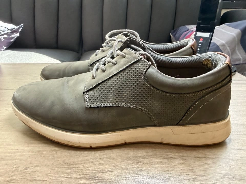 Men's 9.5 Gray Shoes - photo 4
