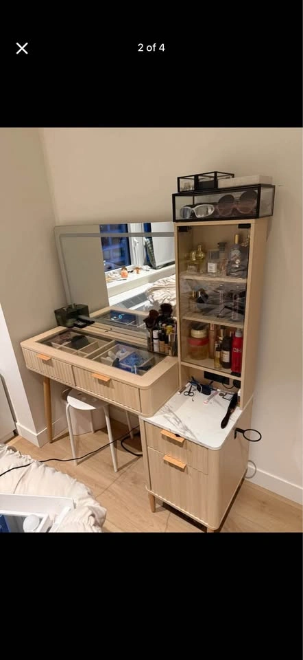 New makeup vanity table - photo 2