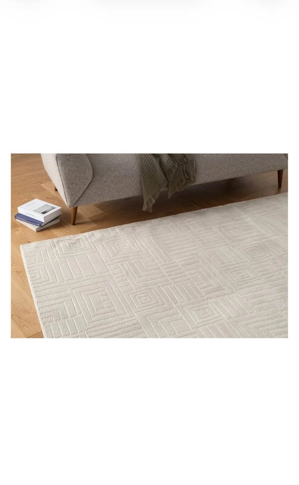 Light Textured Geometric Area Rug - photo 2