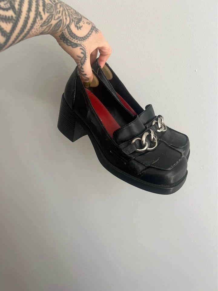 Vintage Square Toe Loafers Size 8 - photo 2