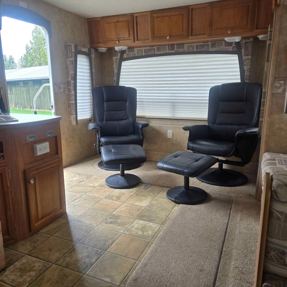 2008 Jayco Jay Feather 29ft RV - photo 2