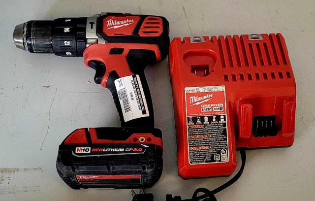 M18 Milwaukee 1/2" Hammer Drill Kit 2607-20
