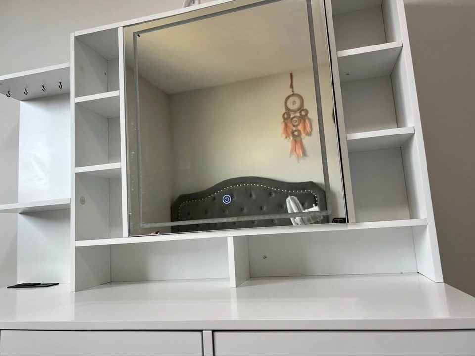 Makeup Vanity (Moving Out Sale*) - photo 2