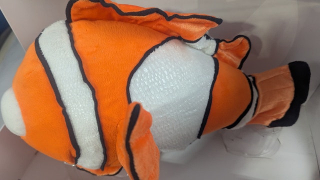 Disney Pixar Finding Nemo 16" Cuddle 'N' Talk NEMO - photo 3