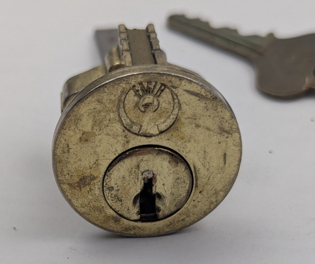 Eagle Vintage Rim Cylinder with 2 Keys - photo 4