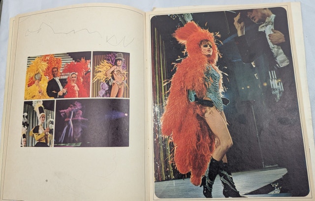 Vintage Casino de Pairs Vive les Girls Program Guide - photo 3