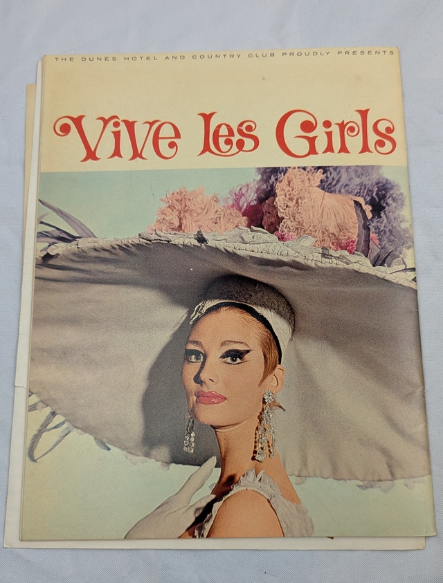 Vintage Casino de Pairs Vive les Girls Program Guide - photo 5